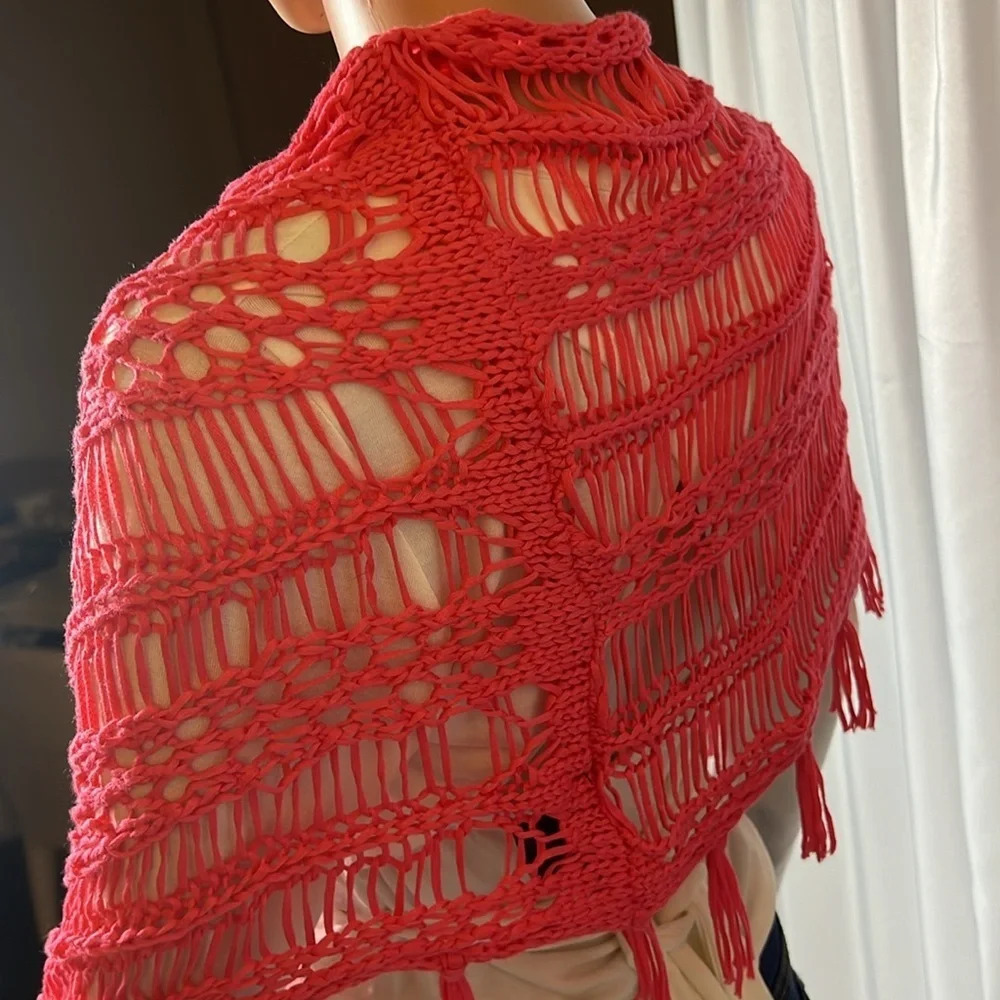 Tahari Macrame Wrap Shawl - Picture 6 of 9